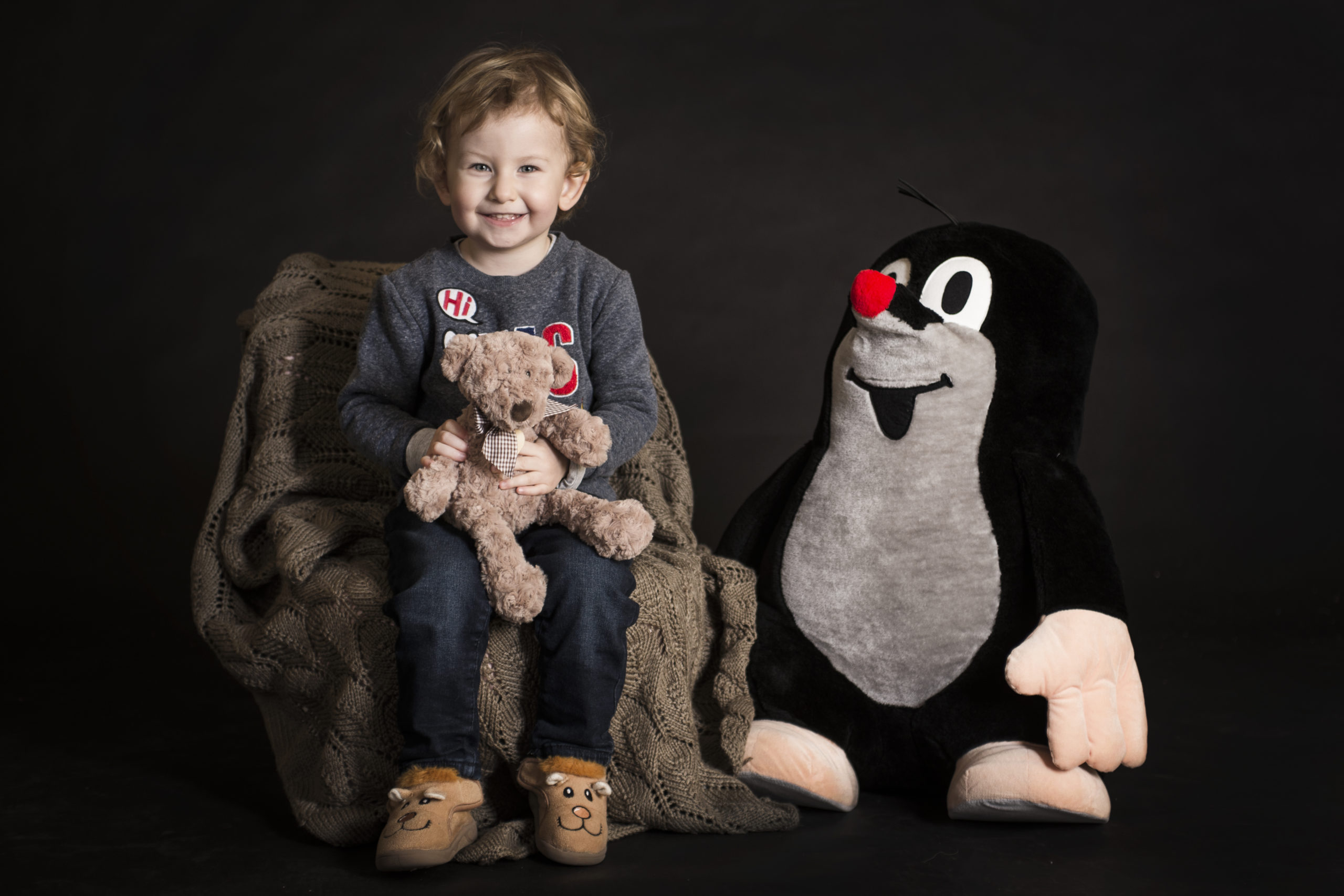 detske atelierove fotenie dieta s plysakom