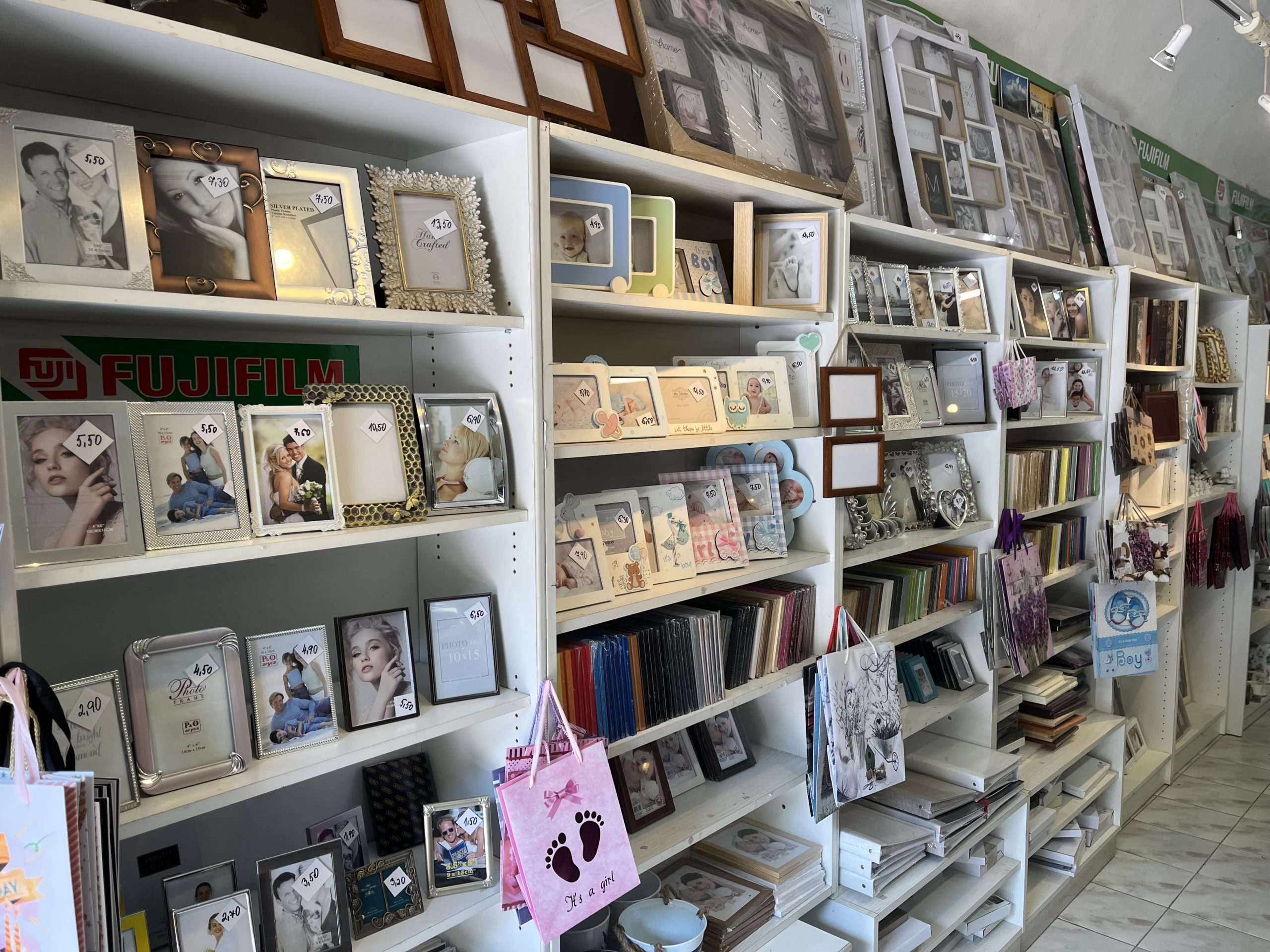 dizajnove fotoramceky na stenu kolaz