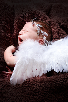 novorodenecke fotenie babatko v kosiku