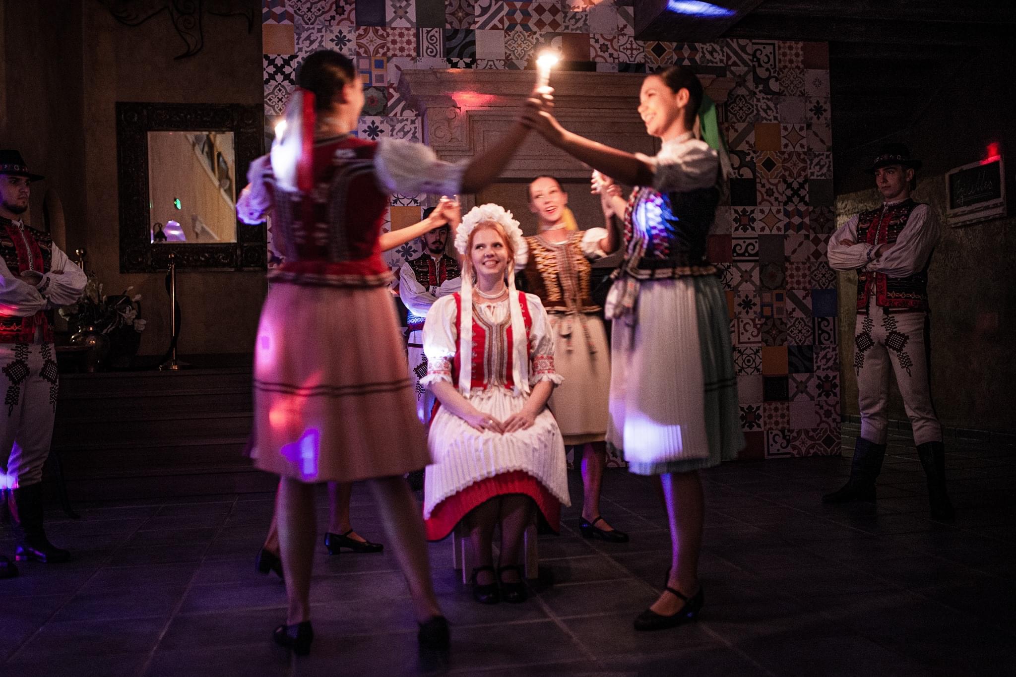 svadobny detailny portret nevesta a zenich